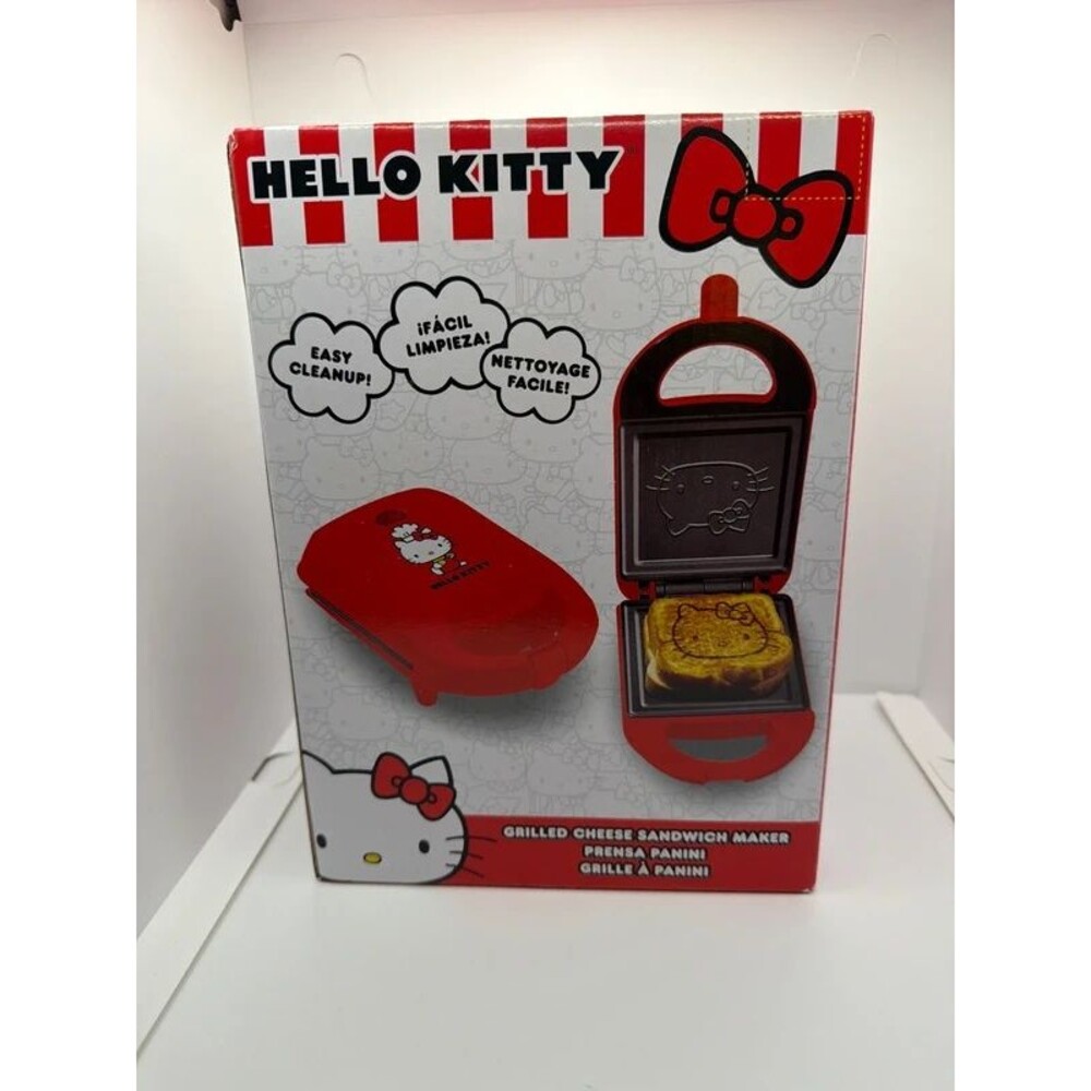 Hello kitty sandwich press